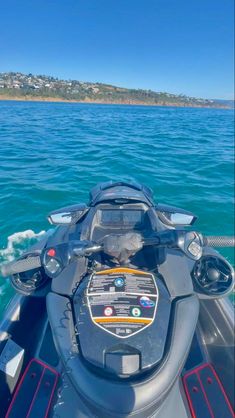 the back end of a jet ski in the water