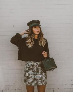 Alexandra Pereira, Street Style Winter, Animal Fashion, Print Skirt, Night Outfits, Snake Print, Skirt Outfits