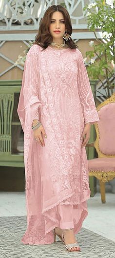 Pink and Majenta color Salwar Kameez in Faux Georgette fabric with Embroidered, Thread work Pant Salwar Suit, Georgette Salwar Suit, Beige Bridesmaids, Long Anarkali Gown, Anarkali Suits Bollywood, Pink Dupatta, Modest Evening Dress, Reception Lehenga, Pink Fox