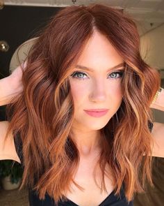 Natural Red Wigs with Golden Blonde 100% Real Human Hair for Caucasian Women Natural Dark Red Hair With Highlights, Auburn Hair With Peekaboo Highlights, Cinnamon Copper Balayage, Pumpkin Pie Hair Color, Ombre Auburn Hair, Red Hair With Copper Highlights, Red Hair Long Bob, Pinkish Brown Hair