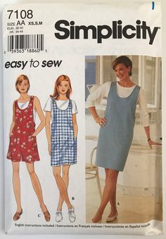 a woman's dress and top sewing pattern, with the words simpl city on it