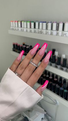 Bright French Tips, Nagel Pink, Nails Verano, Bright Acrylic Nails, Sparkling Nails, Neon Pink Nails, Acrylic Nails Coffin Short, Pink Nail