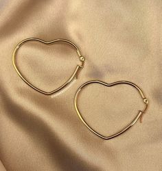 These heart hoops are simple but add a lot of pizzazz to your outfit! Perfect for a night out on the town!  *2 inch diameter  *Hinged clasp I ship within 1-3 buisness days!  Thank you so much for all your support! ❤️  -EsserAccessories Heart Hoop Earrings Pierced, Gold Plated Heart Hoop Earrings, Cheap Heart-shaped Metal Hoop Earrings, Hypoallergenic Heart-shaped Metal Hoop Earrings, Gold Heart-shaped Metal Hoop Earrings, Dream Accessories, Heart Hoop Earrings, Friends Mom, Gold Heart