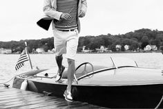 Boat Attire, Breton Shirt, Marine Outfit, Preppy Man, Chris Craft Boats, F Men, Style College, Boat Fashion, Speed Boat