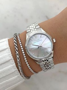 Silver Watch For Ladies, Silver Watch With Bracelets Women, Chunky Watches For Women, Silver Watch And Bracelet Stack, Silver Jewellery Watch, Fossil Watches Women Silver, Silver Watch Aesthetic Women, Fancy Watches For Women, Rolex Watches Women Silver