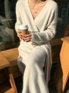 Mode Hippie, Knitted Dresses, Mode Inspo, 가을 패션, Inspiration Mode, Women's Wardrobe, Classy Women, Fashion Mode, Looks Style