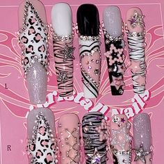 Long Gyaru Nails, Mc Bling Nails, Scene Nails Emo, 2000s Nail Designs, Cute Y2k Nails, Trashy Y2k Nails, Decora Nails, Trashy Nails, Scene Nails