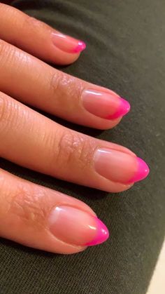 Cute French Tip Birthday Nails, Round Hot Pink French Tip Nails, Nails Preppy French Tips, Cute Pink Tip Nails, Pink French Tips Natural Nails, Preppy Nail Ideas French Tip, Nail Inspo Hot Pink French Tip, Simple Summer Nails Short Almond, Hot Pink Fake Nails