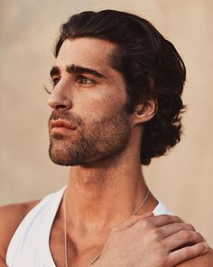 Hairstyles Men Wavy, Old Money Hairstyles Men, Men Wavy Hair, Old Money Hairstyles, Young Men Haircuts, Mens Hairstyles With Beard, Wavy Hairstyles Medium, Mens Hairstyles Thick Hair, Wavy Hair Men