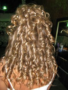 Mrs Bella, Hairdos For Curly Hair, Hair Stylies, Hair Inspo Color, Long Curly Hair, Long Curly, Aesthetic Hair, Hairstyles Haircuts