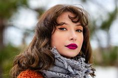 9 Fall Makeup Trends That Look Good on Everyone Square Eyebrows, Fall Makeup Trend, Ombre Lips, Celebrity Culture, Beauty Boutique, Long Lasting Makeup, Ombre Effect, Fall Makeup, Beauty Clothes