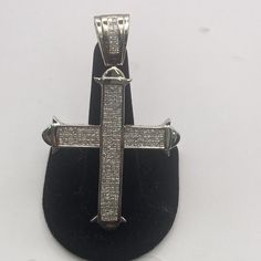 14k White /Yellow Gold 5.00cttw invisible Set Princess Cut Diamond Cross Pendant. Condition is Pre-owned. Shipped with USPS Priority Mail. Princess Cut Diamond, Diamond Cross Pendants, Diamond Cross, Princess Cut Diamonds, Fine Jewellery Necklace, Princess Cut, Cross Pendant, Priority Mail, Yellow White