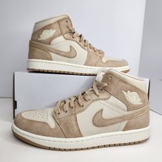 Air Jordan 1 Mid Se Size 9.5 Women Legend Lt Brown Sku: Fj3448-200 100% Authentic Brand New With Box (Box Is Missing Lid) Any Questions? Make Sure To Ask Price Firm Brown Jordan 1, Nike Jordan 13, Nike Air Jordan 8, Jordan 1 Mid White, Retro Basketball Shoes, Air Jordan 1 Mid Se, Pretty Shoes Sneakers, Womens Basketball Shoes, All Nike Shoes