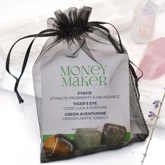 Intention Crystals Set - Money Maker | Ascend Get Lifted Salem Crystal Business Ideas, Spiritual Store Ideas, Crystal Shop Interior, Abundance Crystals, Crystal Kits, Crystal Business, Prosperity And Abundance, Healing Stones Jewelry, Manifest Wealth