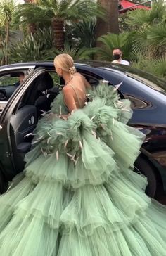 Rich Girl Aesthetic, Glam Dresses, Rich Girl, Model Life, Mode Inspiration, Looks Vintage, Fancy Dresses, A Dress, Dream Dress