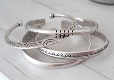 This Bangles item by TinaJewelryEs has 1745 favorites from Etsy shoppers. Ships from Spain. Listed on Jul 15, 2023 Silver Bracelet For Women, Solid Silver Bracelets, Open Bracelet, Silver Bracelets For Women, Open Cuff Bracelet, Coin Bracelet, Silver Chain Bracelet, Moon Jewelry, Silver Cuff Bracelet