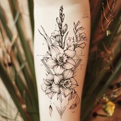 Dynamic Birth Flower Bouquet Tattoo Flash Shoulder Wrap Tattoo Women, Bouquet Tattoo Birth Flowers, Bouquet Of Flowers Tattoo With Butterfly, Family Birth Flower Bouquet Tattoo Placement, Flower Bouquet With Hummingbird Tattoo, Family Boquet Tattoos, Geometric Tattoo Shoulder, Pretty Flower Tattoos, Flower Bouquet Tattoo