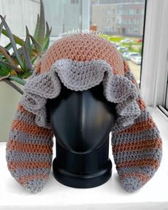 crochet orange and gray bunny bucket hat Melanie Martinez Crochet Ideas, Marceline Crochet, Bunny Bucket Hat, Bunny Hat Crochet, Crochet Bunny Hat, Gray Bunny, Handmade Bunny, Hat Aesthetic, Crochet Mermaid