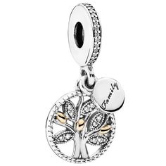 Check out the deal on Pandora Family Heritage Charm at Precious Accents, Ltd. Charms Disney, Pandora Family, Pandora Jewelry Box, Rings Pandora, Pandora Bracelet Designs, Pandora Collection, Pandora Jewelry Charms, Charms Pandora, Pandora Beads