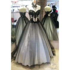 Sleeveless Sweetheart Formal Occasion Princess Dress Elegant Halloween Party Ball Gown, Elegant Formal Gown For Halloween, Gothic Wedding Dresses, Wedding Dress Black, Vintage Ball Gowns, White Bridal Gown, Gothic Wedding Dress, Robes Vintage, Bridal Ball Gown