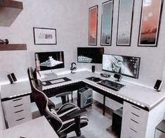 an office with multiple desks and computers on it's sides, all in black and white