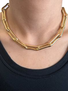 𝓦𝓮𝓵𝓬𝓸𝓶𝓮 𝓽𝓸 𝓛𝓲𝓸𝓷𝓱𝓮𝓪𝓻𝓽 𝓳𝓮𝔀𝓮𝓵𝓻𝔂 𝓢𝓱𝓸𝓹 ♥ Fabulous Chunky Statement Chain crafted in 14K Italian Gold in high polished links. This chain is a true statement necklace. The beautiful jumbo sized links makes it unique and chic and ready to dress up any layer of chains or wear on its own as a true statement piece. This is not an in stock item and is made to order per the length you choose in the drop box. If you need a rush order kindly send us a message prior to purchasing. Hearts Girl, Drop Box, Photo Bracelet, Ball Chain, Link Chain, Jewelry Shop, Beautiful Jewelry, Rush, My Jewellery