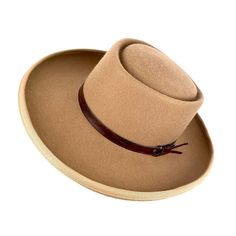 Gambler fedora hat. Large brim fedora made with camel merino wool felt capeline weighing 200 grams (7.1 ounces). It is a high quality felt that retains the shape of the hat. Ecoleather belt trimming. If you want, you can choose a different color for your hat by choosing from the wool felt color chart. Write me a brief note of the color you want when ordering. This hat is exactly the same as my other listing: https://www.etsy.com/listing/1106697082/gambler-cowboy-hat-telescope-hat-camel?ref=shop_ Country Style Boater Hat For Rodeo With Curved Brim, Beige Flat Brim Fedora For Kentucky Derby, Western Boater Hat With Curved Brim, Brown Felt Hat Bands For Rodeo, Western Style Fedora With Short Brim For Winter, Western Felt Hats For Winter, Western Style Short Brim Fedora For Winter, Country Style Boater Hat With Short Brim For Rodeo, Winter Fedora For Western-themed Events