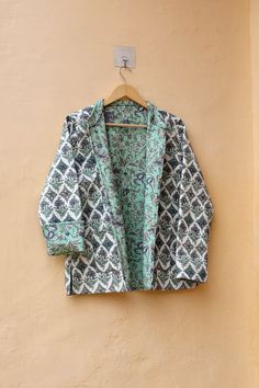 Boho Vest, Womens Quilted Jacket, Kantha Jacket, Reversible Coat, Boho Jacket, Christmas Gift For Her, Quilted Jacket, Vintage Boho, White Green