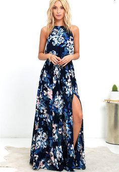 Beach skirt Bohemian holiday print sleeveless split hem dress Bohemian Holiday, Split Hem Dress, Bohol, Split Maxi Dress, Beauty Dress, Maxi Dress Blue, Mode Vintage, Mode Inspiration, Printed Maxi Dress