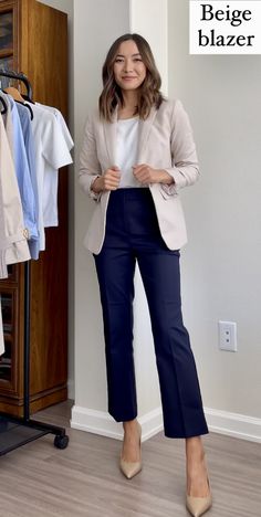 Court Outfit Trial Witness, Womens Suit Outfits Business, Minimalist Office Attire, Women’s Spring Work Outfits, Personal Banker Outfit, Law Firm Receptionist Outfit, Formal Corporate Attire For Women, Corporate Attire Summer, Formal Presentation Outfit