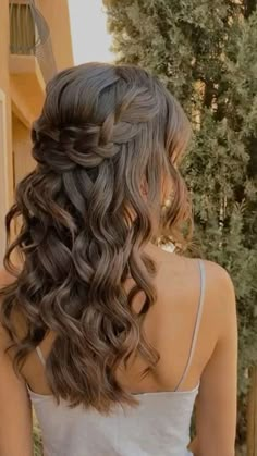 Hairstyle Examples, Makeup Homecoming, Fancy Hairstyles, Hair Stylist Life, Long Wavy Hair, Wedding Hair And Makeup, Homecoming Makeup, Stylish Hair