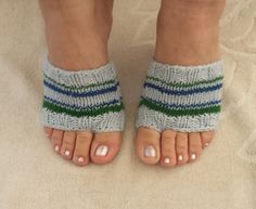 PATTERN FOR SOFT HAND KNITTED Flip-Flop SOCKS Very easy pattern. FULL DESCRIPTIONS. With lots of pictures added. Made for beginners as explanations are made row by row, stitch by stitch.  Some advices, tips and tricks added. Everything in just one - PDF file. No need for downloading tons of files from mail boxes. You are always kindly asked to contact me any time you need, if there are any misunderstandings or problems with explanations, pictures or downloading - I always try to answer within 24h or less. I expect you to know how to do the base of knit stitches - however small help with stitches added - FOR FREE. Great socks for great people who love flip flops, dancing, exercises, pedicure, pilates, yoga, spa... pool side and much more. Do not be afraid to use them in streets - they are t Crochet Flip Flops, Pattern Flip Flops, Flip Flop Socks, Mail Boxes, Socks Pattern, Sock Knitting Patterns, Crochet Socks, Row By Row, Summer Flip Flops