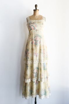 1970s Yellow Cotton Floral Maxi Dress - S | G O S S A M E R 70s Fashion Dresses, 1970 Dress, Cotton Voile Dress, Voile Dress, Future Clothes, 1970s Dresses, Fantasy Dresses, Maxi Gown, Maxi Gowns