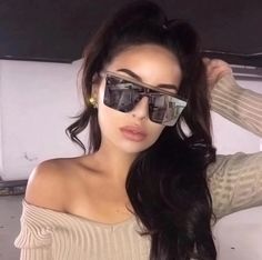 Big Glasses Frames, Sunglasses For Your Face Shape, Sunglasses Big, Big Glasses, Street Shooting, Flat Top Sunglasses, Big Sunglasses, Frame Square, Sunglasses Women Oversized