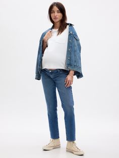 Stretch denim maternity jeans.  Inset panel at side.  Classic 5-pocket styling.  Assorted washes.  Better denim.  Better planet.  This pair of denim is part of our water-saving Washwell program.  Compared to conventional wash methods, Washwell has saved millions of liters of water since 2016.  Please note: Maternity styles cannot be returned in store.  Please enjoy free returns by mail.  Choose your maternity Gap Light Wash Straight Leg Jeans, Gap Straight Leg Light Wash Jeans, Gap Jeans With Five Pockets In Medium Wash, Gap Medium Wash Jeans With Five Pockets, Gap Washed Denim Jeans, Gap Everyday Denim Blue Jeans, Maternity Jeans Outfit, Gap Dark Wash Denim Jeans, Gap Light Wash Mid-rise Jeans