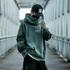 Casual Techwear, Techwear Hoodie, Hoodie Outfit Men, Techwear Fashion, Streetwear Mode, Streetwear Hoodie, Harajuku Streetwear, Streetwear Men, Streetwear Mens