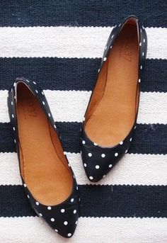 Stitch Fix 2018. Polka dotted ballet flats. #Sponsored #stitchfix Polka Dot Flats, Poka Dot, Mode Shoes, Shoe Closet, Charlotte Olympia, Crazy Shoes, Shoe Obsession, Suho, Cute Shoes