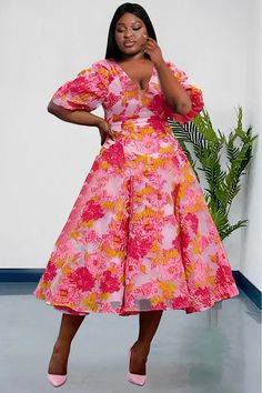 Xpluswear Design Plus Size Semi Formal Pink V Neck Lantern Sleeve Short Sleeve Midi Dresses Plus Size Semi Formal, Brazilian Dress, Garden Outfit, Petite Cocktail Dresses, Elegant Floral Dress, Summer Tips, Dresses Occasion, Gorgeous Outfits, Plus Size Formal