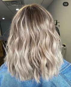 Long Bob Ash Blonde, Summer Blonde Bob, Blond Balayage Short Hair, Shoulder Length Hair Blonde Balayage, Balayage On Blonde Hair, Balayage Hair Blonde Bob, Cold Blonde Highlights, Highlights Blond, Short Blonde Hair Dark Roots