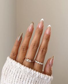 Gold French Tip, Champagne Nails, Nye Nails, New Years Nail Designs, Fake Nails Long, New Years Nails, Gold Nail Designs, Nagel Tips