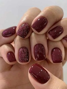 Eyeshadow Diy, Nails Champagne, Nails Cream, Nails Dots, Maroon Nail, Coquette Diy, Nails Coquette, Nails Charms, Nails Brush