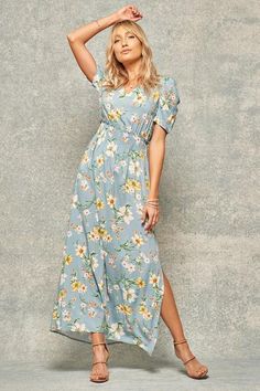 Floral-Print Puff-Sleeve Maxi Dress With Side Slits – Mota Boutique Tube Top Dress, Clothing Catalog, Floral Print Maxi Dress, Floral Print Maxi, Long Sleeve Short Dress, Halter Maxi Dresses, Knee Dress, Style Maxi Dress, Maxi Wrap Dress