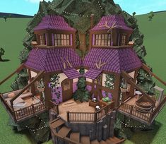 Weird Bloxburg Houses, Fairy Tale Bloxburg House, Bloxburg House Builds Cottage Core, Fairy Houses Bloxburg, Fairy Village Bloxburg, Bloxburg Cottage Core House Ideas, Bloxburg Fantasy House, Bloxburg House Shape Ideas, Fantasy House Bloxburg