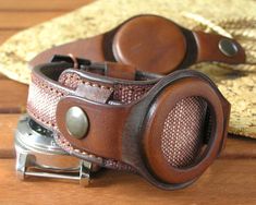 Brown Watch Strap, Leather Watch Cuff, Minimalist Ideas, Brown Watch, Handmade Watch Bands, Cuff Watch, Hand Watch, Watch Straps, Leather Watch Strap