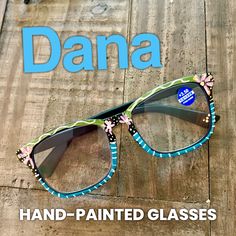 Hand-painted glasses, lightweight, spring hinges, very comfortable! note to pair will be exactly alike, but they will be painted to look like the picture. their custom painted when you order them so allow 48 to 72 hours before shipping. Painted Sunglasses, Glasses Art, Sun Glass, Hand Painted Glasses, Painted Glasses, Glass Frames, Custom Painted, Spring Hinge, Diy Frame