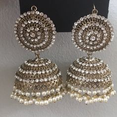 Brand New Never Worn Luxury Gold Jhumkas With Pearl Drop, Luxury Bollywood Pearl Earrings For Diwali, Luxury Bollywood Jhumkas With Pearl Drop, Luxury Bollywood Chandbalis With Pearl Drop, Indian Jhumka, Jhumka Earrings, Jewelry Earrings, Women Jewelry, Brand New