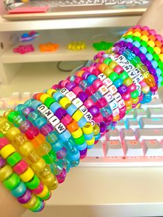 Kandi Bracelets Ideas Words, Scene Bracelets, Scene Kandi, Pulseras Kandi, Kandi Cuff Patterns, Kandi Inspo, Diy Kandi Bracelets, Scene Accessories, Pony Bead Bracelets