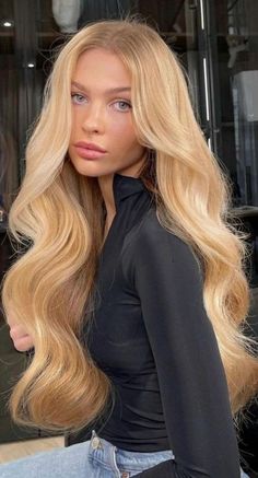 Waist Length Blonde Hair, Vintage Waves Hair Long, Date Hairstyles Long, Barbie Blonde Hair, Today Hairstyles, Long Hair Inspiration, Classic Chignon, Free Hairstyle