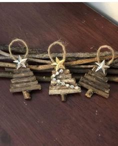 Christmas Crafts With Sticks And Twigs, Star Made Of Sticks, Diy Stick Christmas Tree, Tree Limb Projects Diy Ideas, Stick Christmas Decorations, Stick Ornaments, Stick Christmas Tree, Christmas Crafts To Sell, Diy Christmas Tree Ornaments