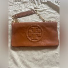 Medium Sized, Brand New Tory Burch Bags, Tory Burch Bag, Medium Size, Tory Burch, Shoulder Bags, Bag Lady, Shoulder Bag, Brand New, Women Shopping